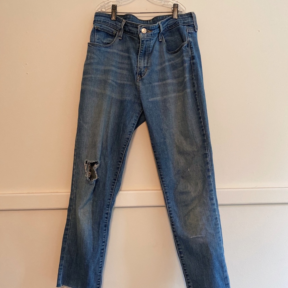 Levi Bootcut Ripped Jeans